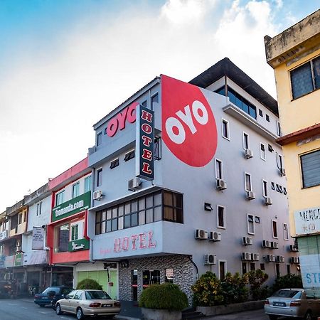 Oyo 1010 Skudai Hotel Exterior foto